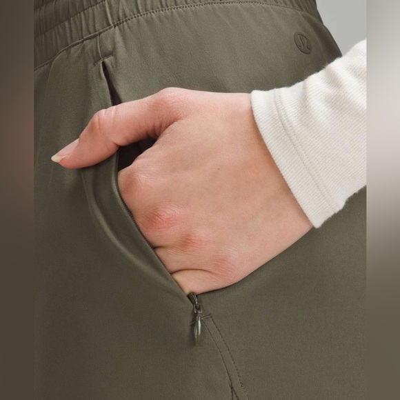 Lululemon Swift Mid-Rise Wide-Leg Pant - Army Green - Size 0 - Picture 5 of 9